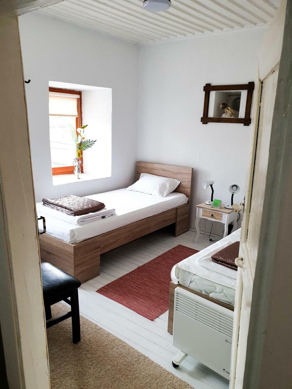 Gjakova Kulla Dula Guesthouse מראה חיצוני תמונה